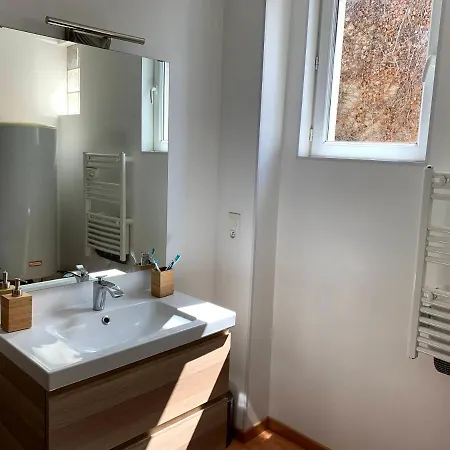 Cosy A Quelques Minutes Du Centre Apartment *